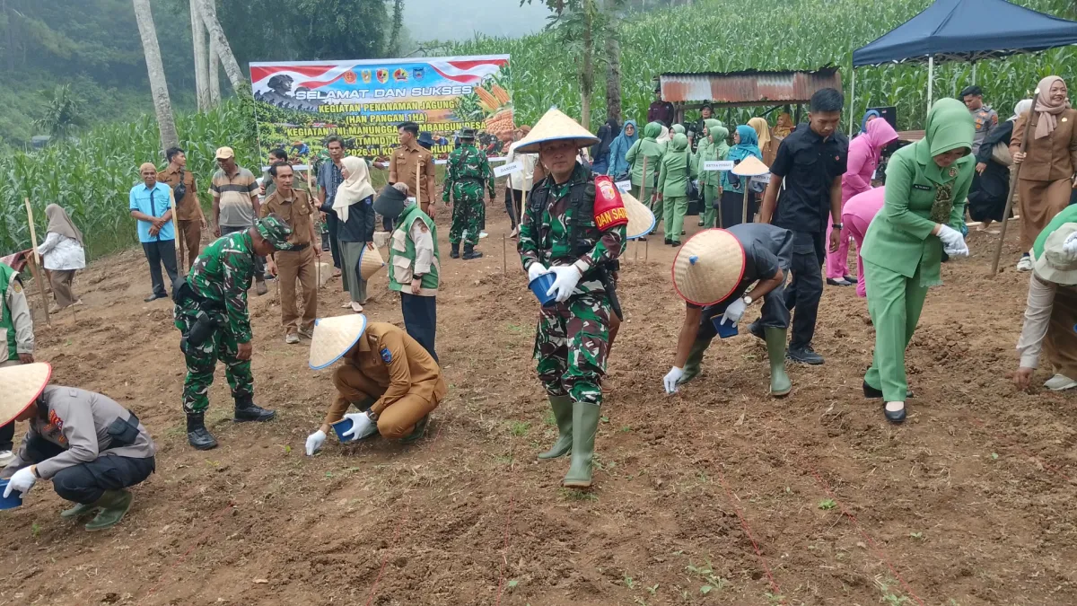 Dansatgas TMMD/N Bersama Forkopimda Sawahlunto