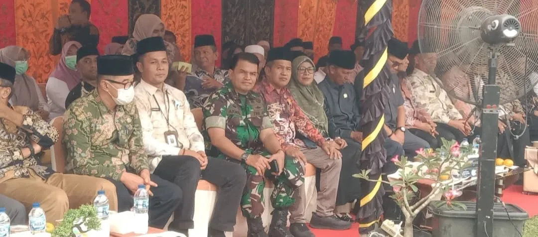 Wakili Dandim 0310/SS Pasi Ops Kapten Czi Akmal Menghadiri Undangan Pembukaan MTQ Nasional ke 42 tingkat Kabupaten Sijunjung Tahun 2026